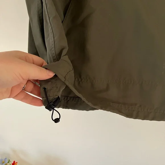 L.L.Bean Olive Green Hooded Rain Jacket - Picture 5 of 6